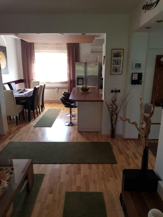 A&T Apartment Zaprešić Buitenkant foto