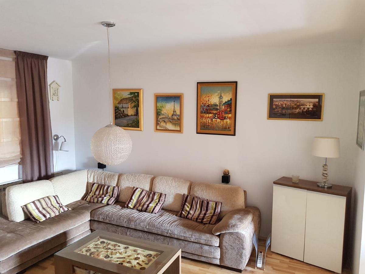 A&T Apartment Zaprešić Buitenkant foto