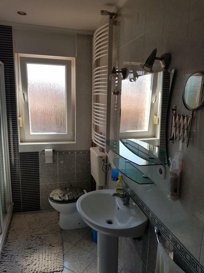 A&T Apartment Zaprešić Buitenkant foto