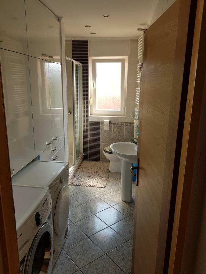 A&T Apartment Zaprešić Buitenkant foto
